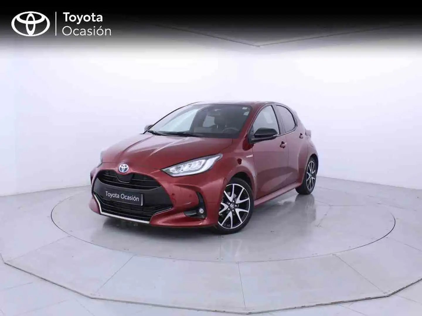 Toyota Yaris 1.5 120H Style Plus Rojo - 1