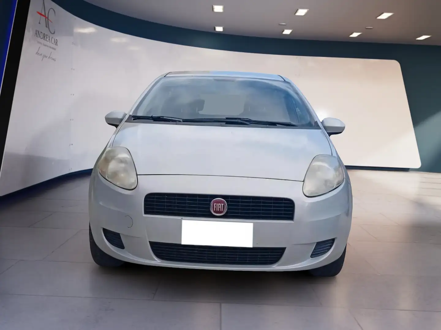 Fiat Grande Punto Grande Punto 5p 1.4 natural power Actual 77cv Blanc - 2