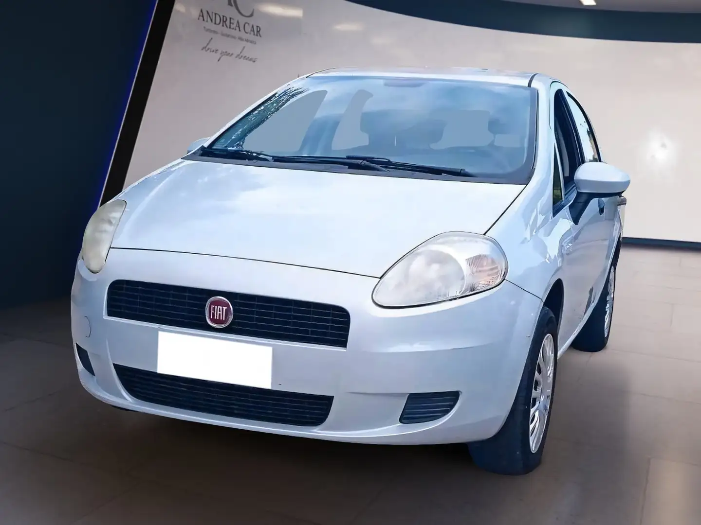Fiat Grande Punto Grande Punto 5p 1.4 natural power Actual 77cv Blanc - 1