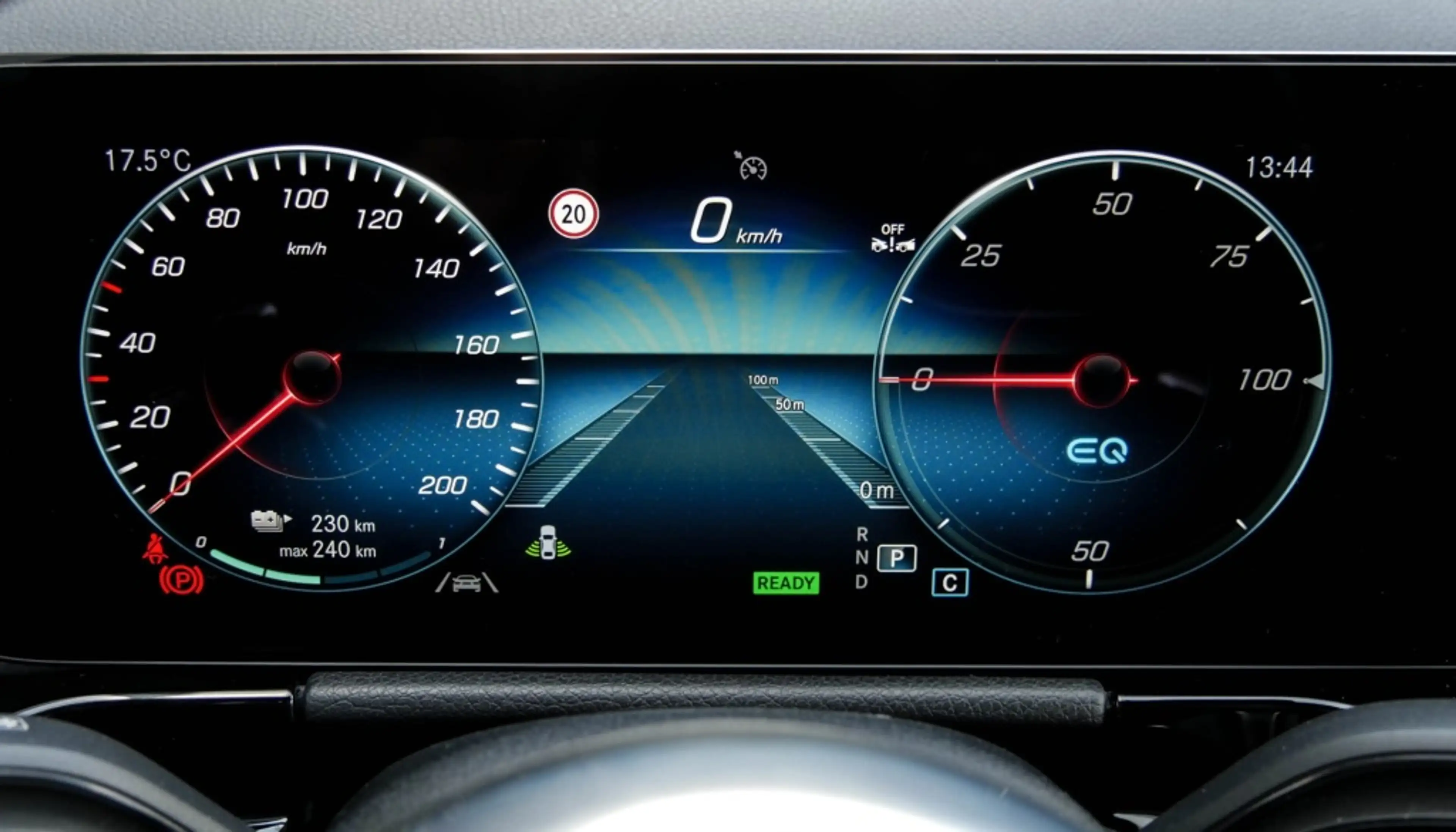 Mercedes-Benz EQA 250 AMG-Sport/AHK/360/HUD/Night/Keyl/Ambi/19 — photo 12