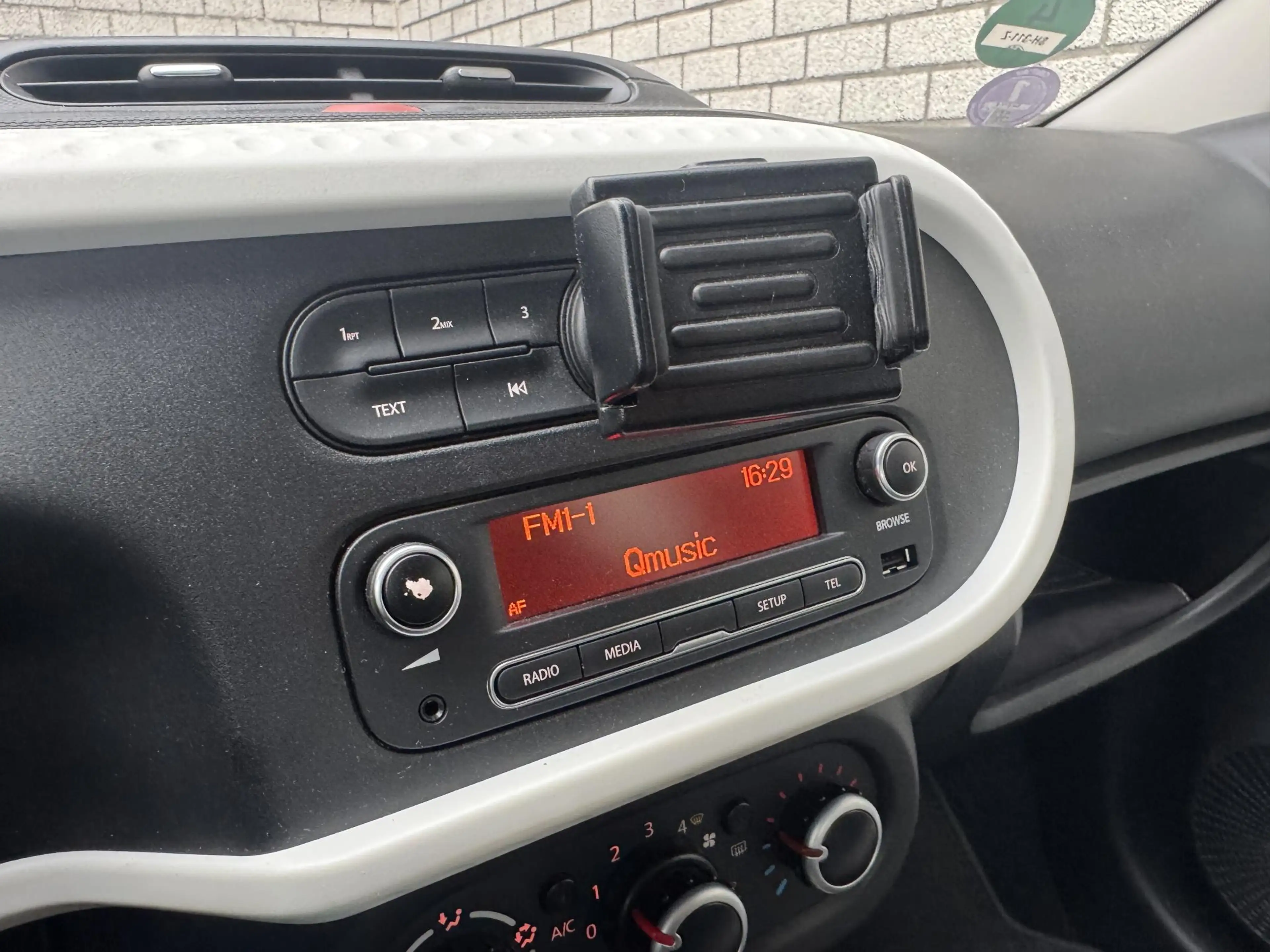 Renault Twingo 1.0 SCe Collection | Bluetooth | Airco | DAB+ | Al — photo 11