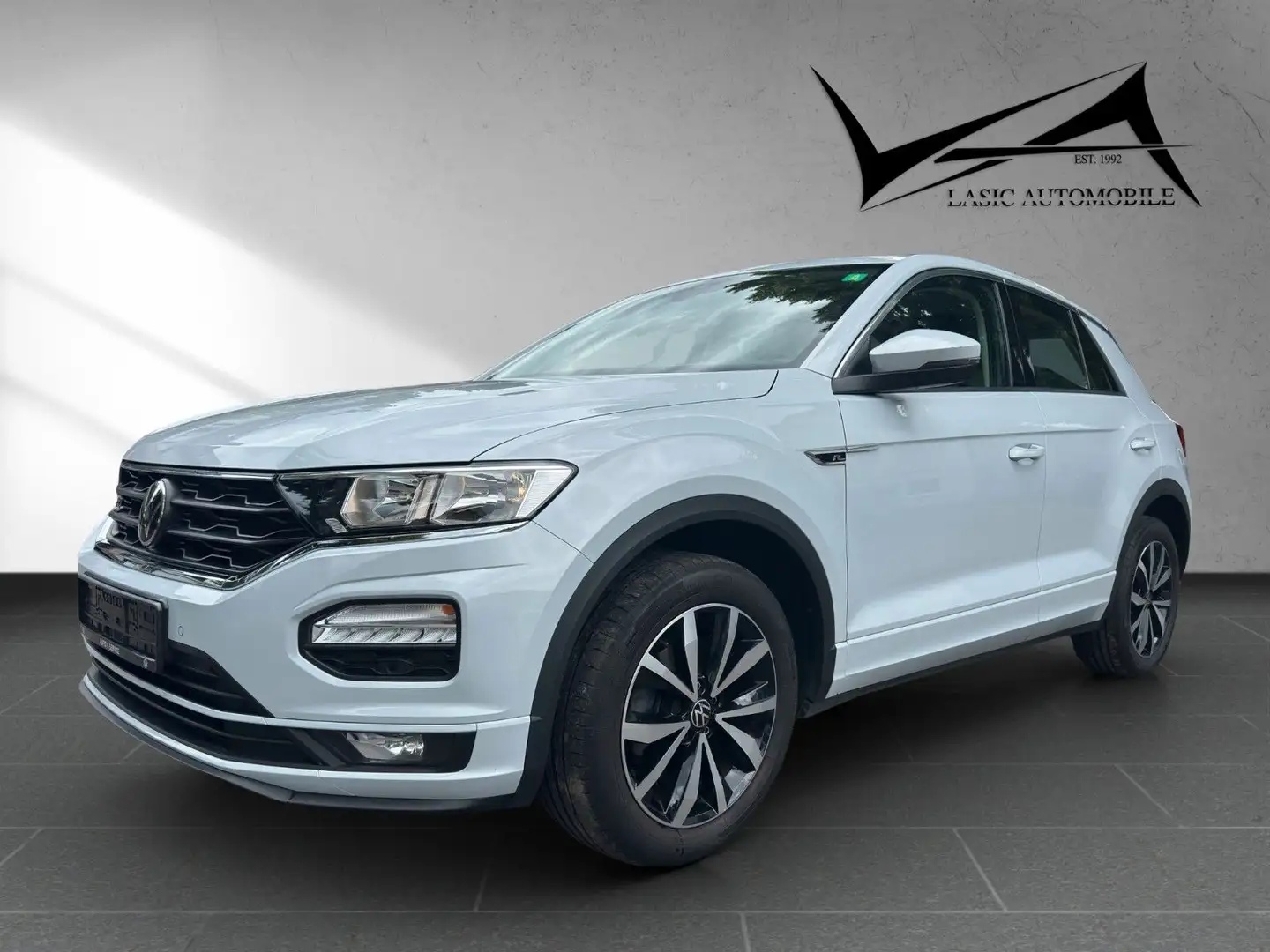 Volkswagen T-Roc Style 1.0 TSI R line Zilver - 1