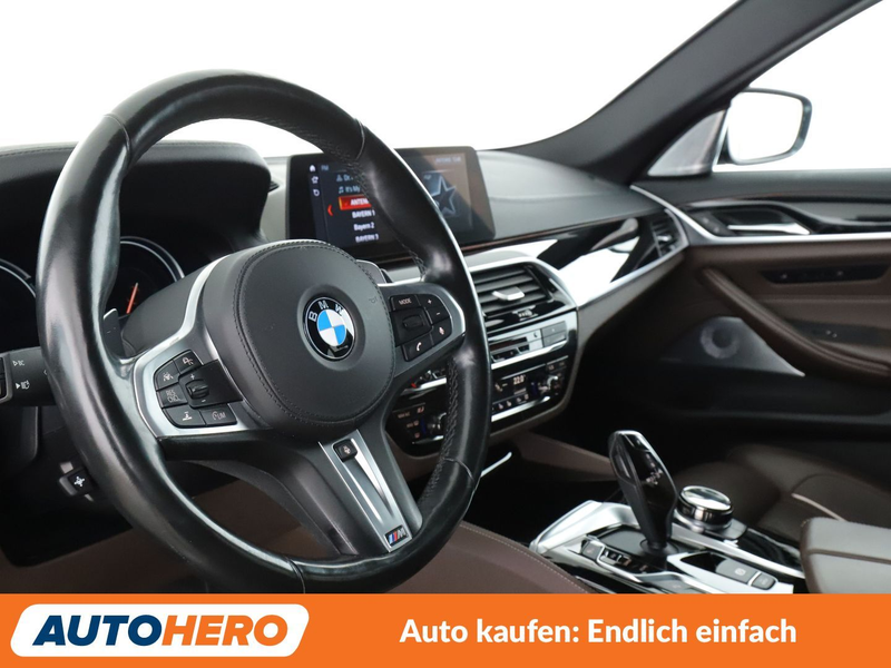 BMW 540 540i xDrive M Sport Aut.*NAVI*HUD*LED* — photo 11