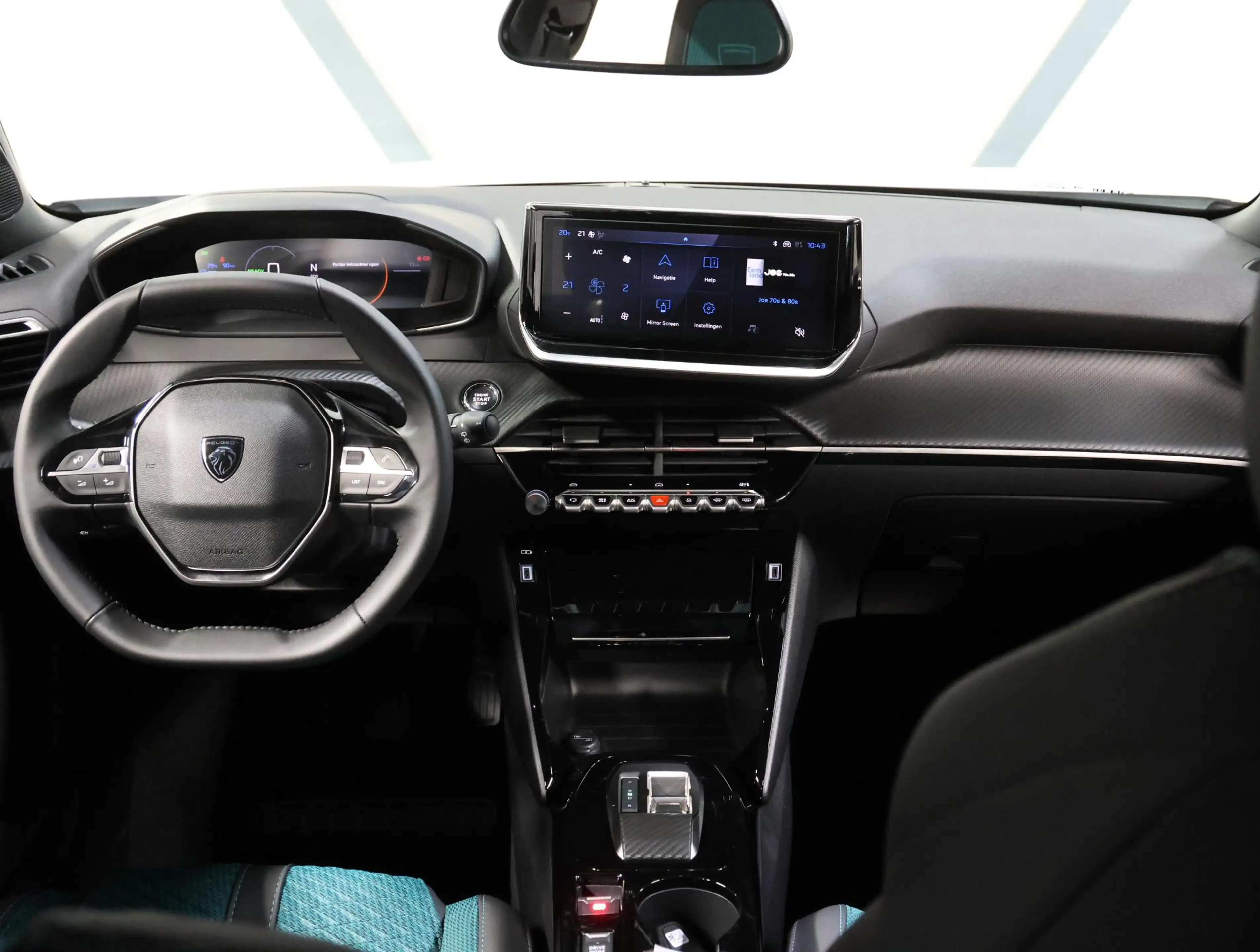 Peugeot e-2008 EV Envy 54 kWh | 8 jaar garantie | Navigatie | Ach — photo 12
