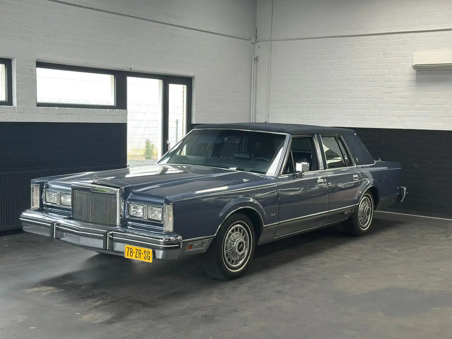 Lincoln Continental 4.9 Signature Series | Topstaat | Stof dak | Origi Bleu - 2