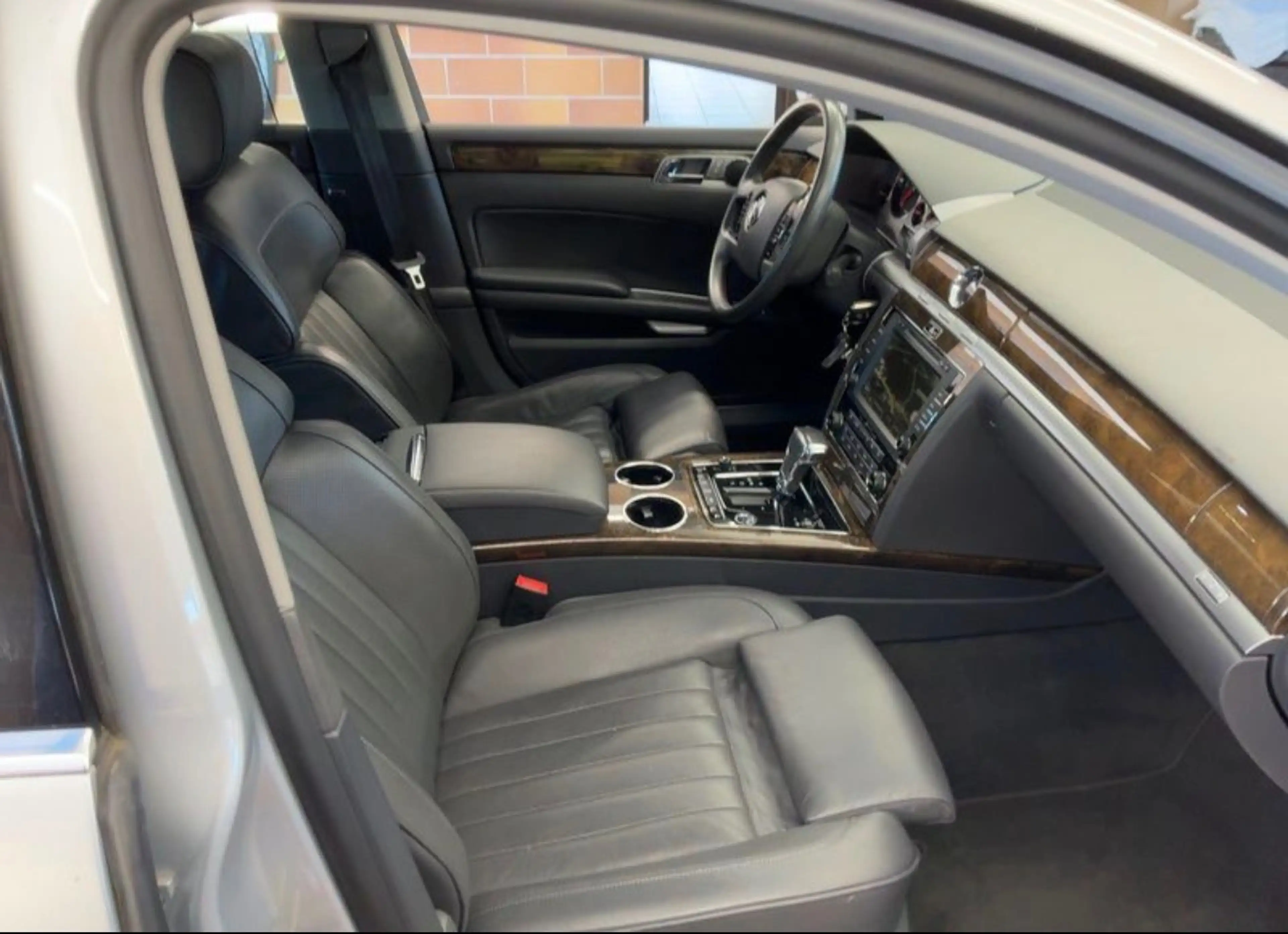 Volkswagen Phaeton Phaeton 3.0 V6 TDI LANG*MASSAGE*STNDHZ*EGSD*S-HEFT — photo 2