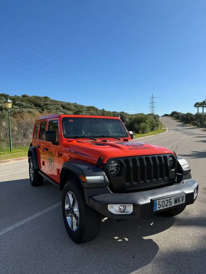 Jeep Wrangler 2.0T GME Sahara 8ATX E6D Naranja - 1