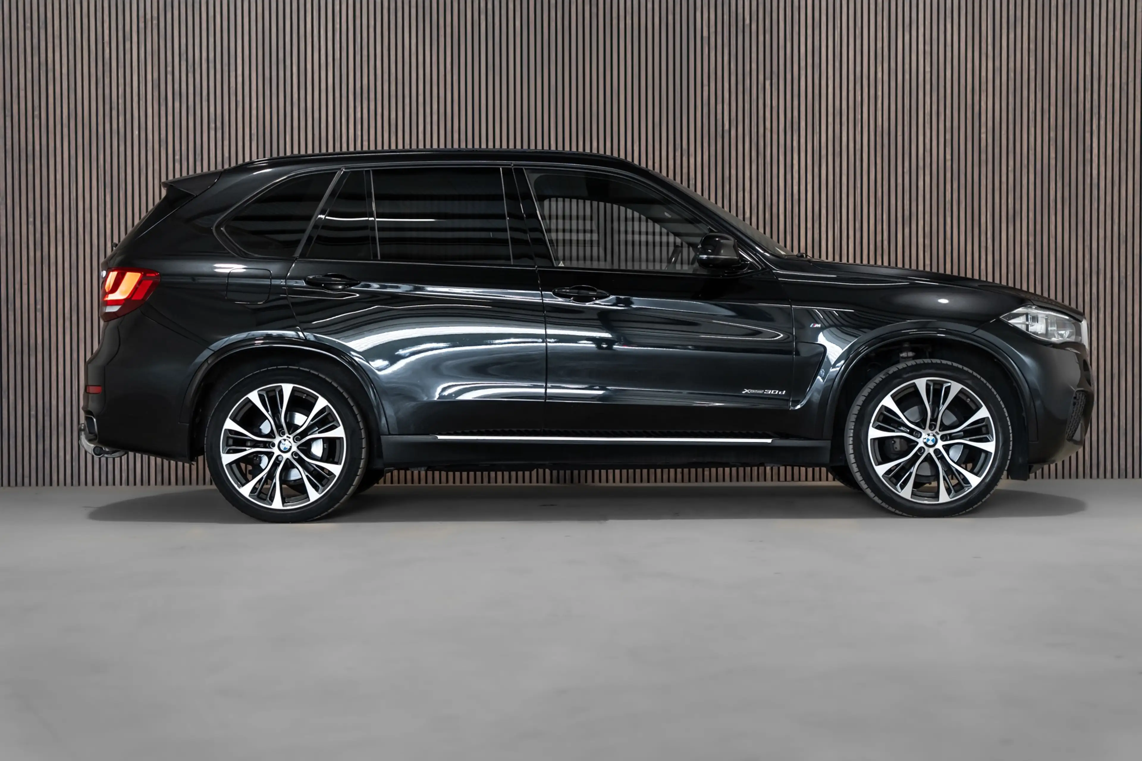BMW X5 XDrive30d High Executive 7p. Pano Leder Camera Led — photo 6