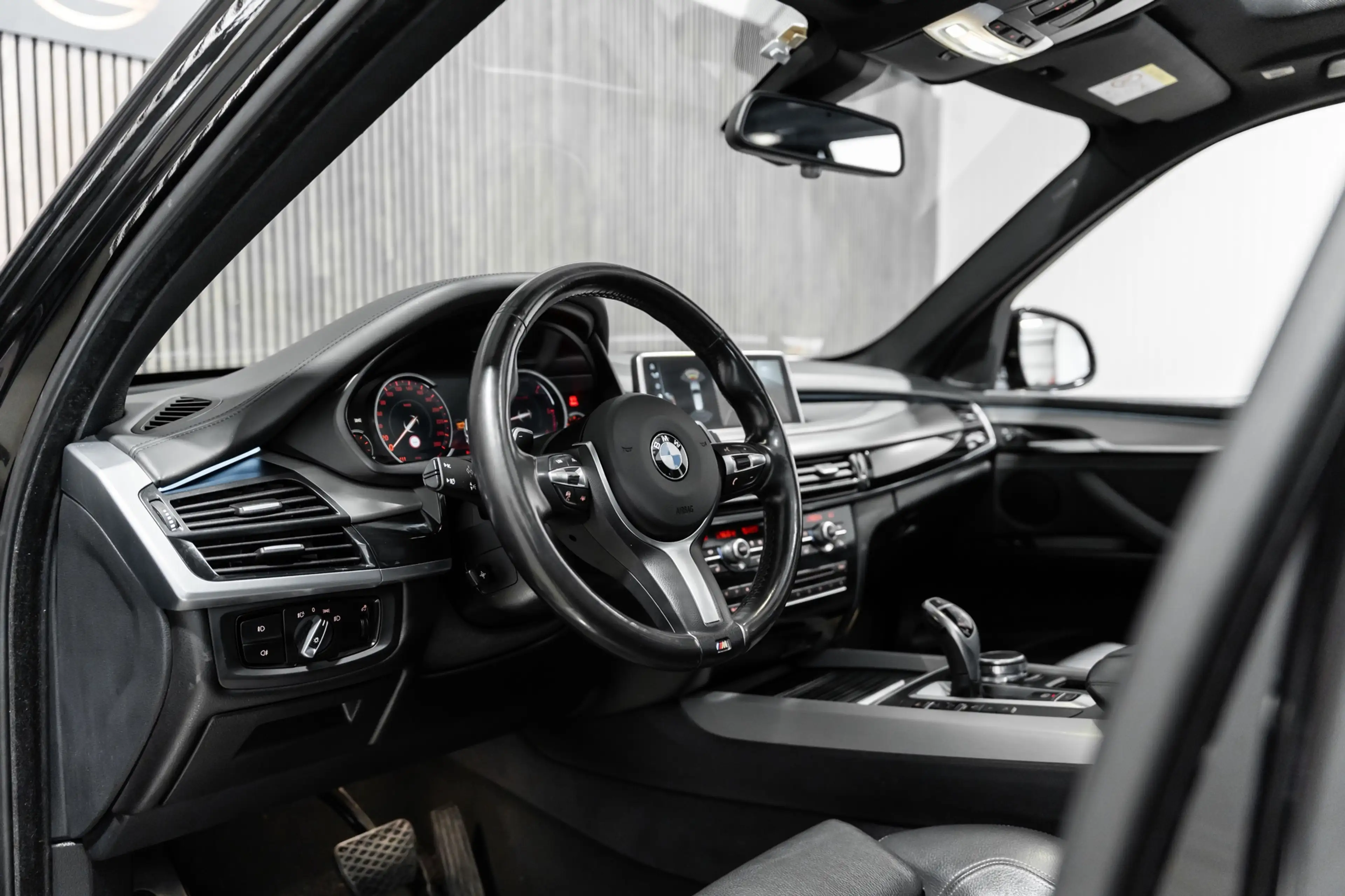 BMW X5 XDrive30d High Executive 7p. Pano Leder Camera Led — photo 11