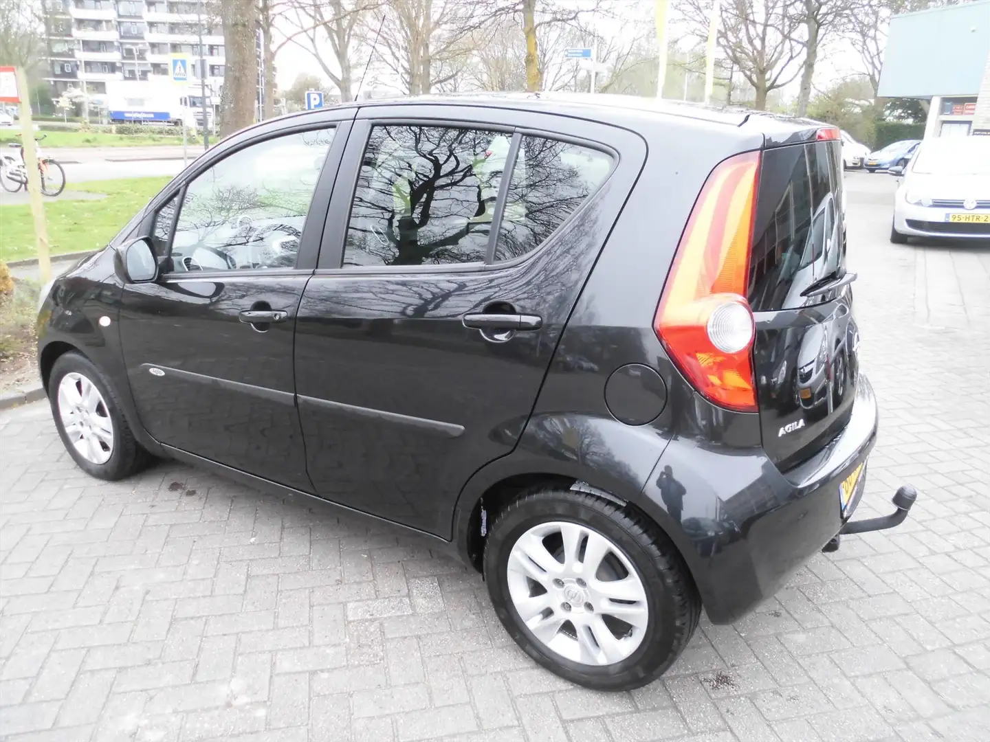 Opel Agila 1.2 EDITION STYLE TREKHAAK Noir - 2