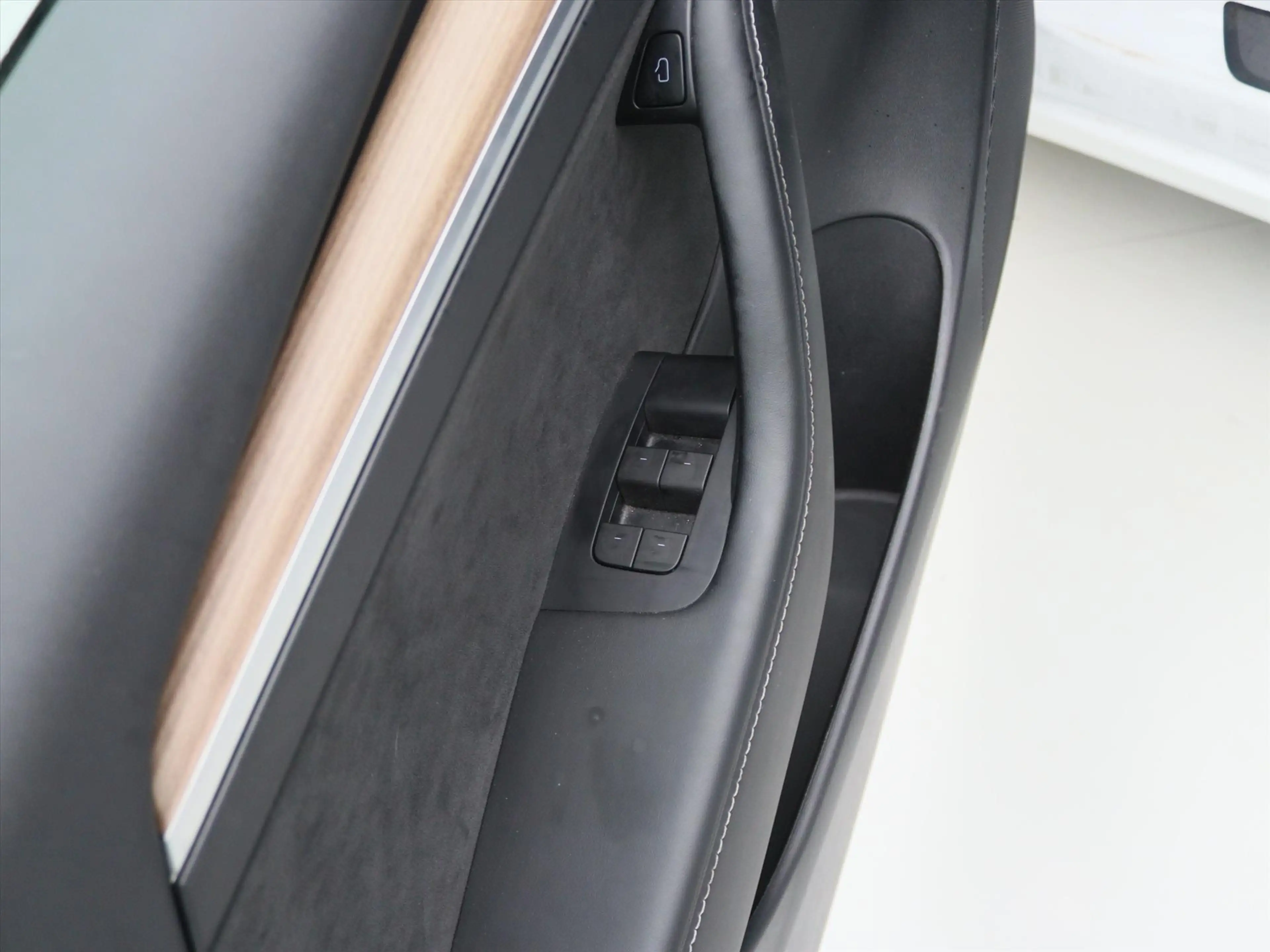 Tesla Model 3 Standard RWD Plus UPGRADE 94.7% SoH [ LFP-ACCU+WAR — photo 30