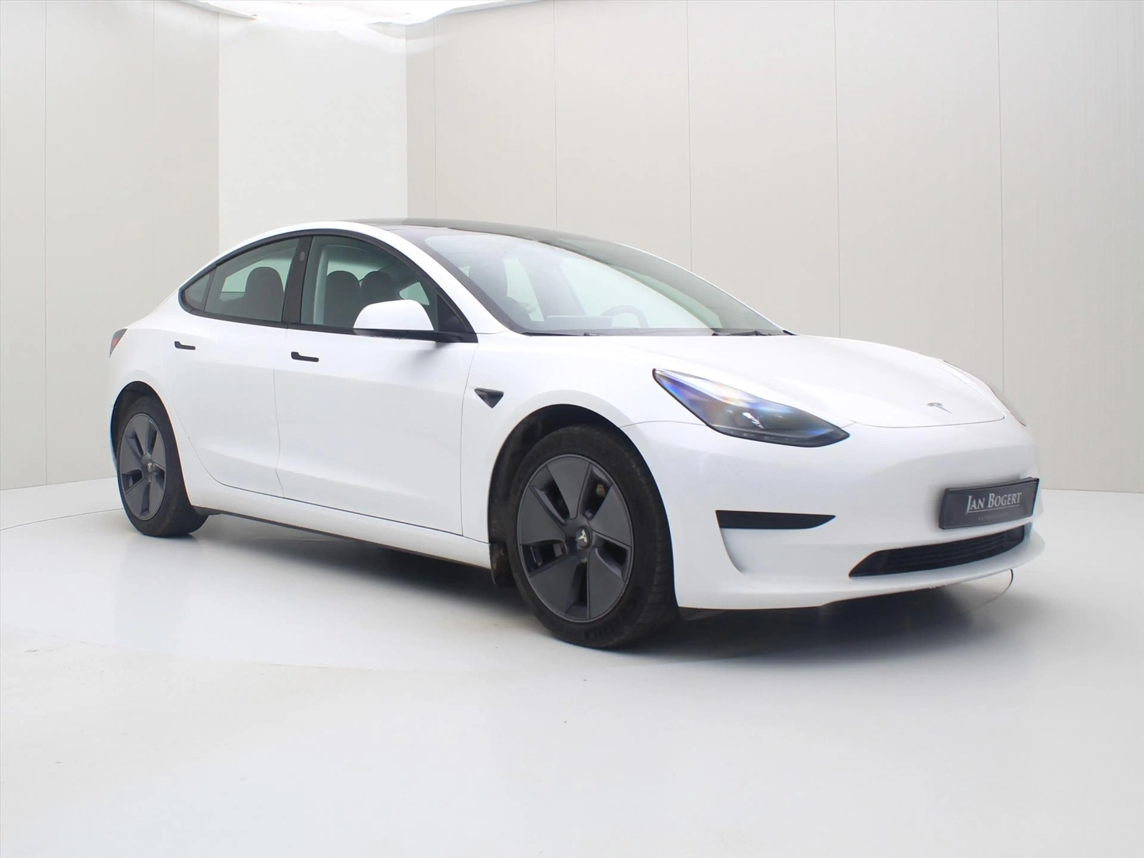 Tesla Model 3 Standard RWD Plus UPGRADE 94.7% SoH [ LFP-ACCU+WAR — photo 4