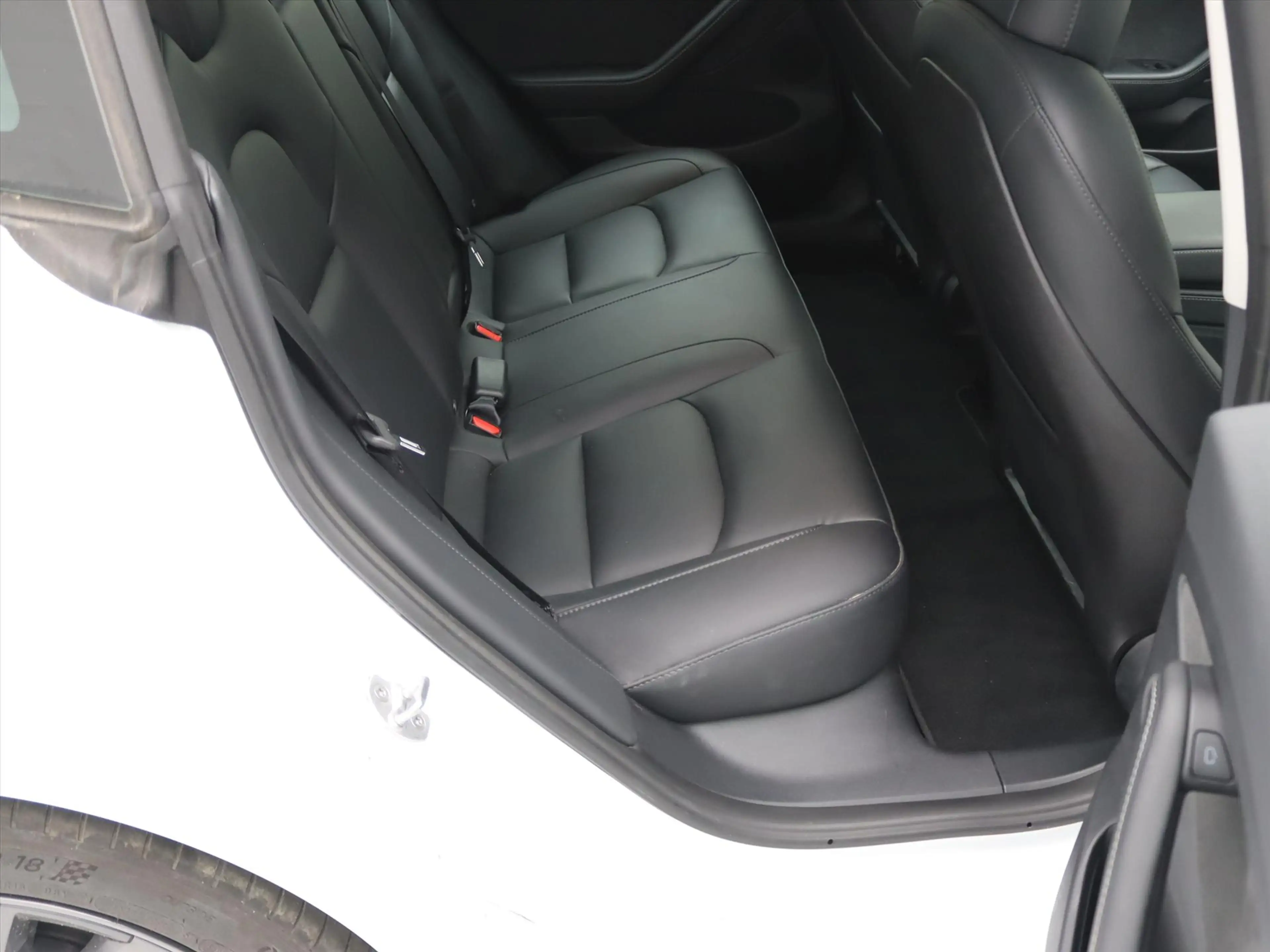 Tesla Model 3 Standard RWD Plus UPGRADE 94.7% SoH [ LFP-ACCU+WAR — photo 15