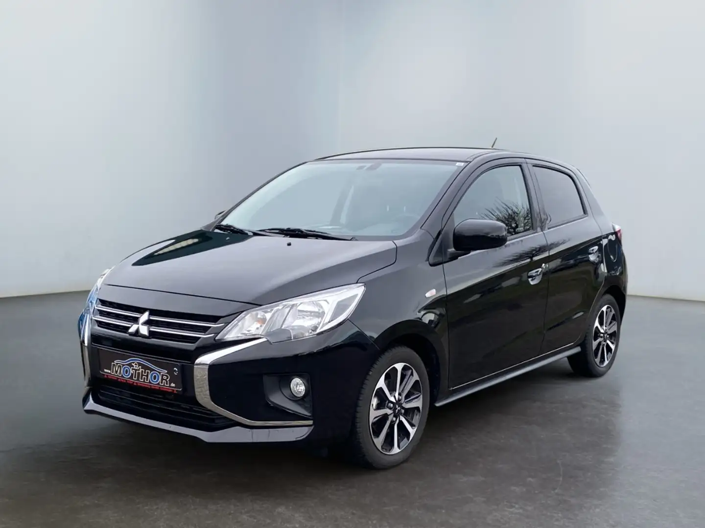 Mitsubishi Space Star Select+ 1,2 l CVT AS&G TEMP SHZ KAM Negro - 2