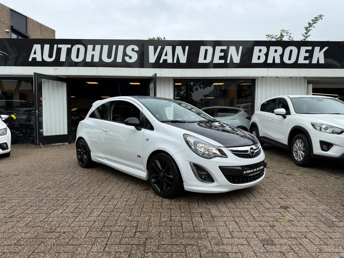 Opel Corsa 1.4-16V Edition Opc-Line|Limited Edition|Airco|Cru Wit - 1