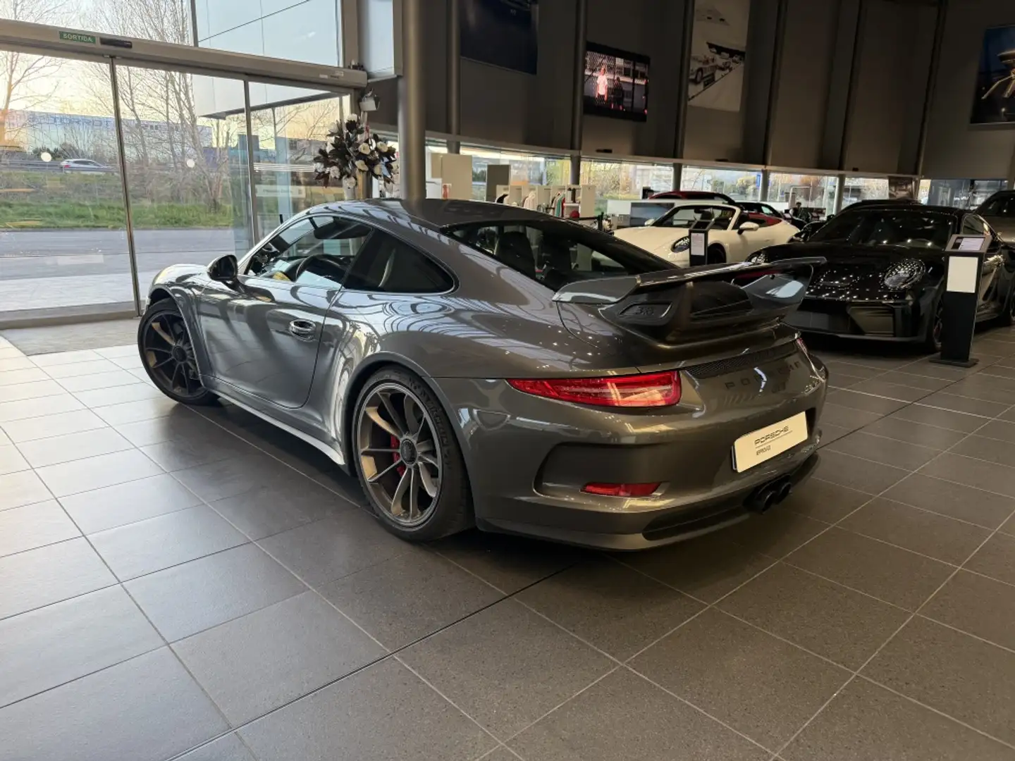 Porsche 991 GT3 PDK Gris - 2