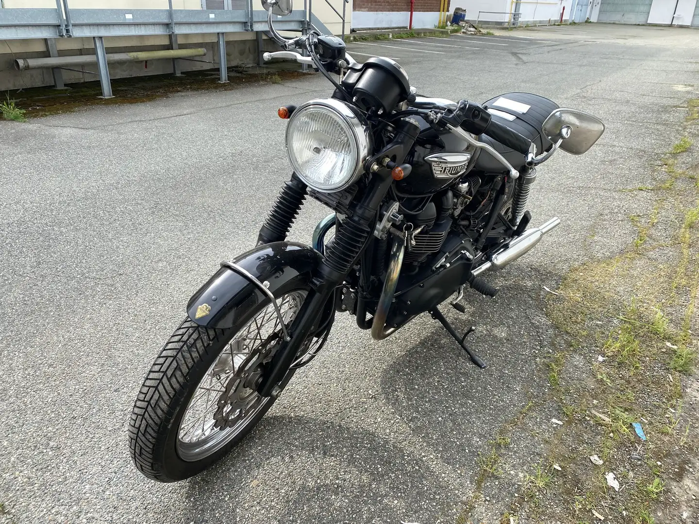 Triumph Bonneville T100 Nero - 2