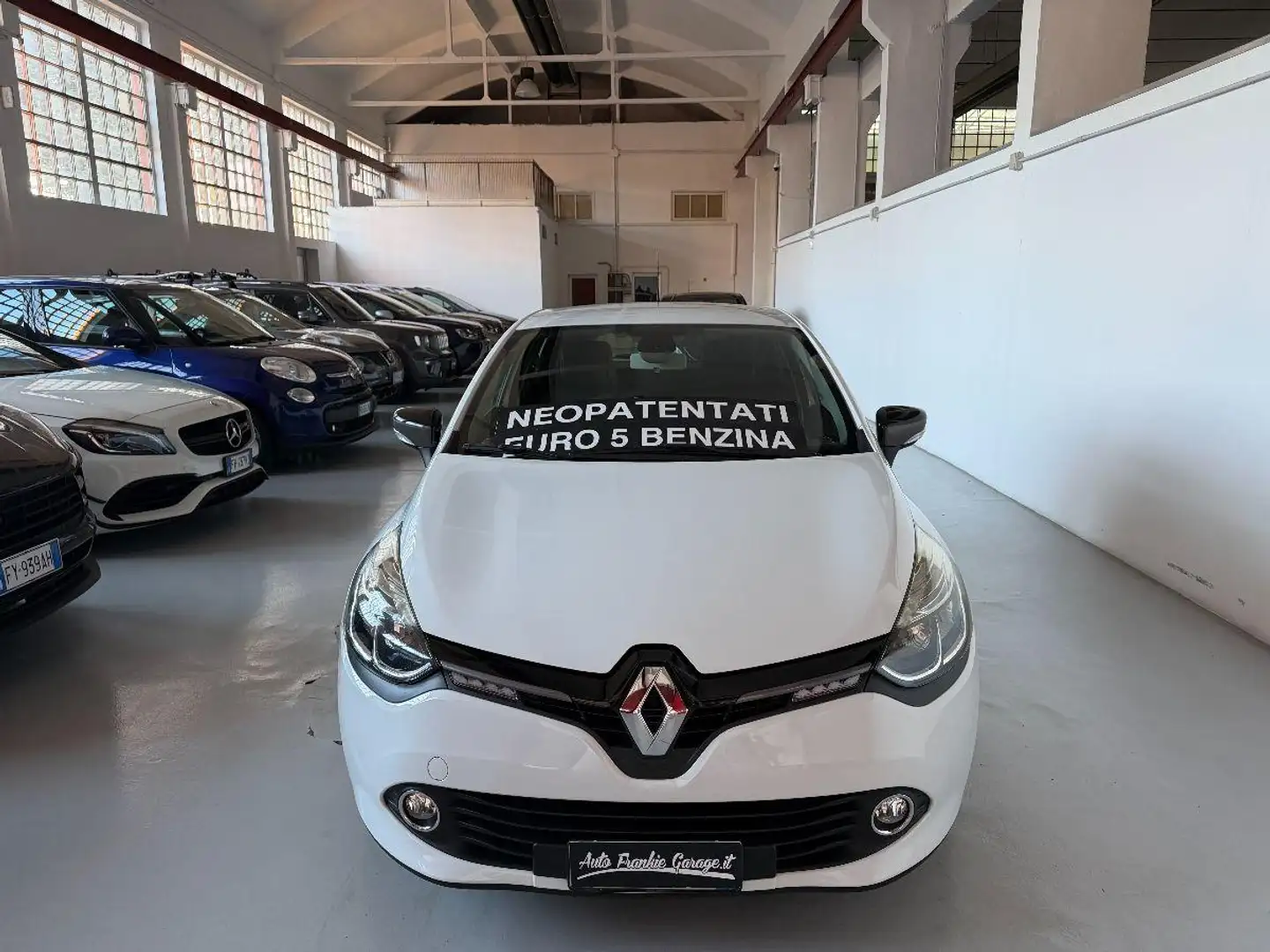 Renault Clio 1.2 75 CV 5p. Costume National Bianco - 2