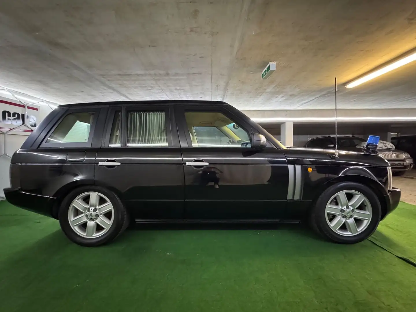 Land Rover Range Rover GEPANZERT ARMORED B6 WERKSPANZER Schwarz - 2
