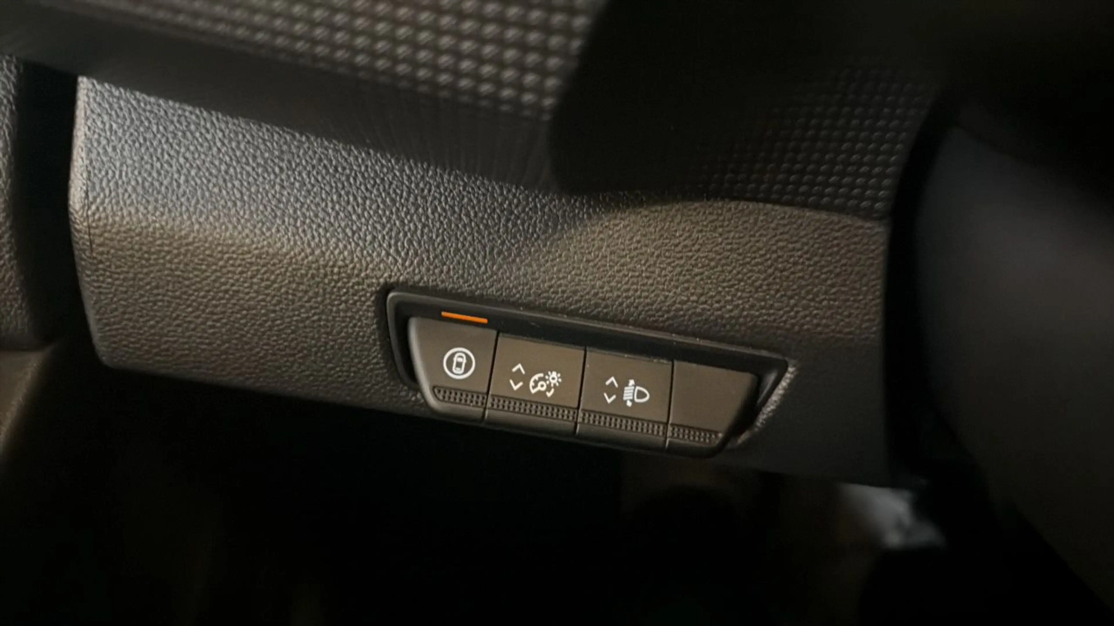 Nissan Primastar 3,0t dCi 130 DPF L1H1 Acenta LED*TEMP*Carplay*BT* — photo 12