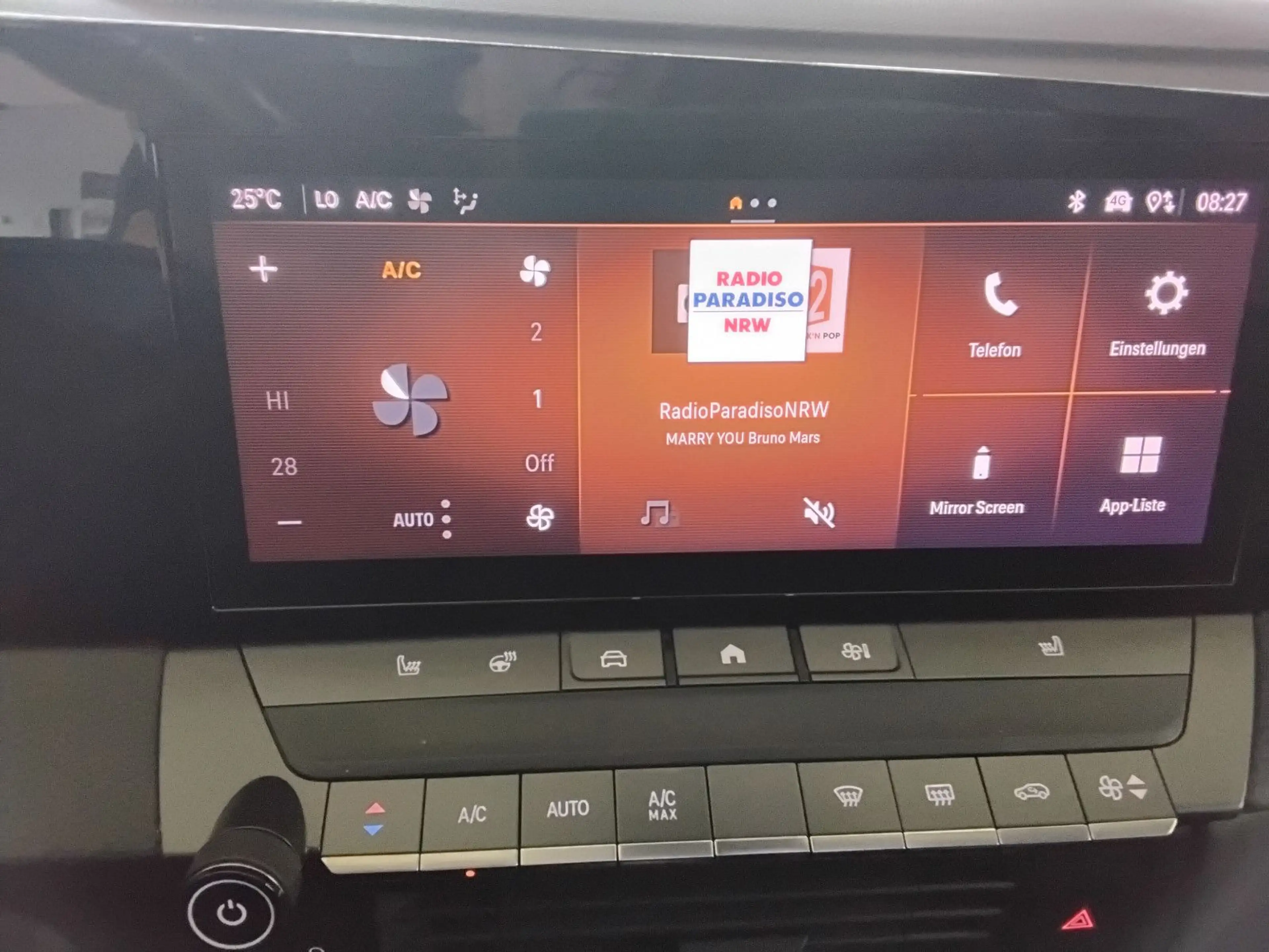 Opel Astra AHK mit 1.400kg, tolle Ausstattung — photo 14