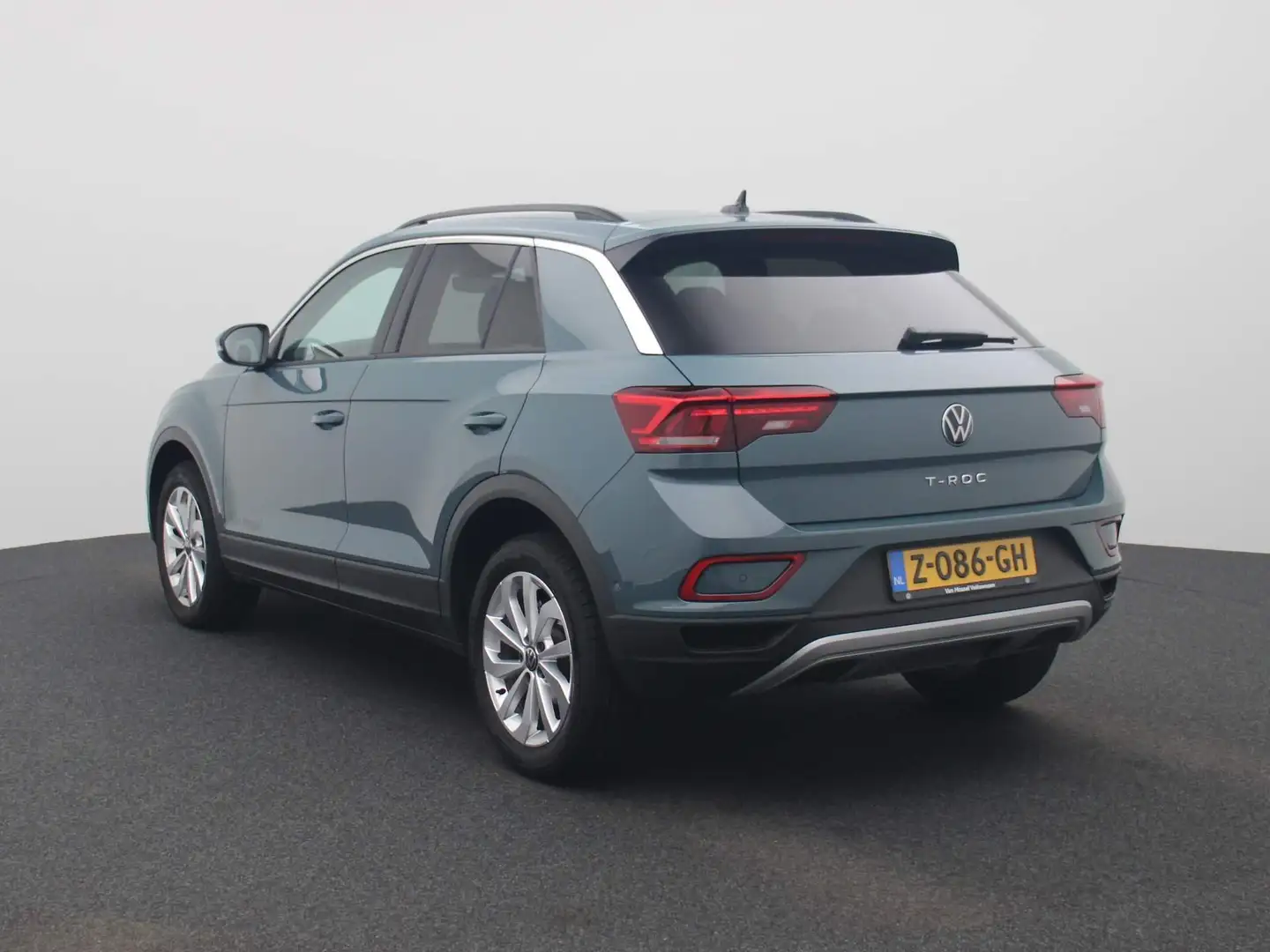 Volkswagen T-Roc 1.5 TSI Life Edition 150 PK DSG | Automaat | Stoel Blauw - 2