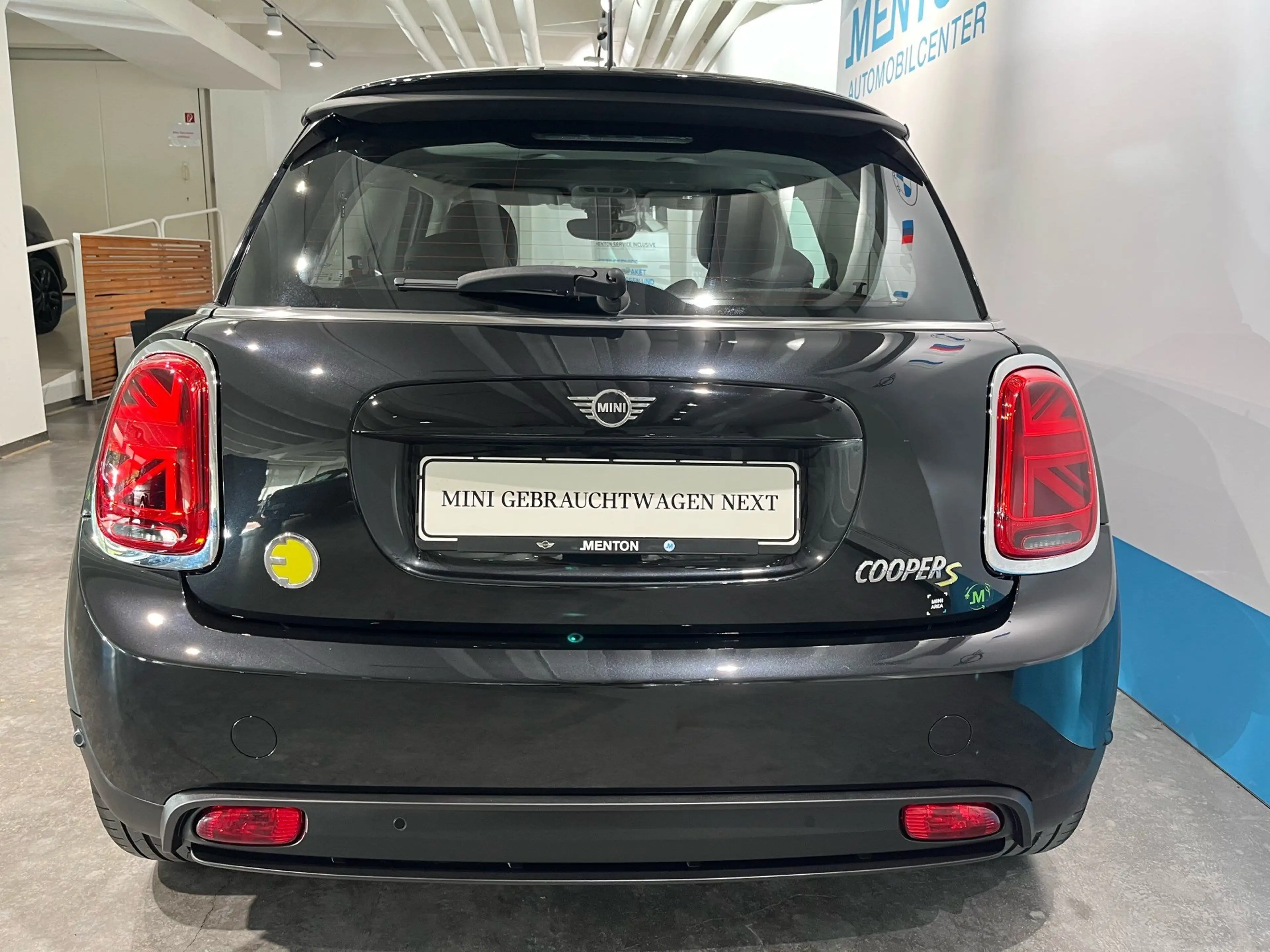 MINI Cooper SE — photo 6