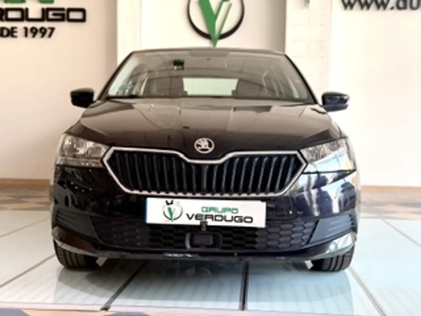 Skoda Fabia 1.0 MPI Like 55kW Negro - 2