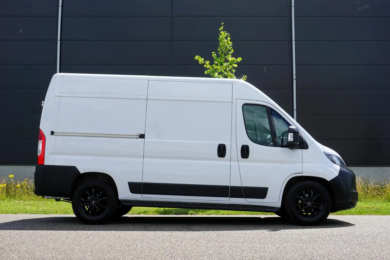 Peugeot Boxer 2.2 BlueHDi L2H2 3.5t 180 pk |Automaat |Topstaat | Wit - 2