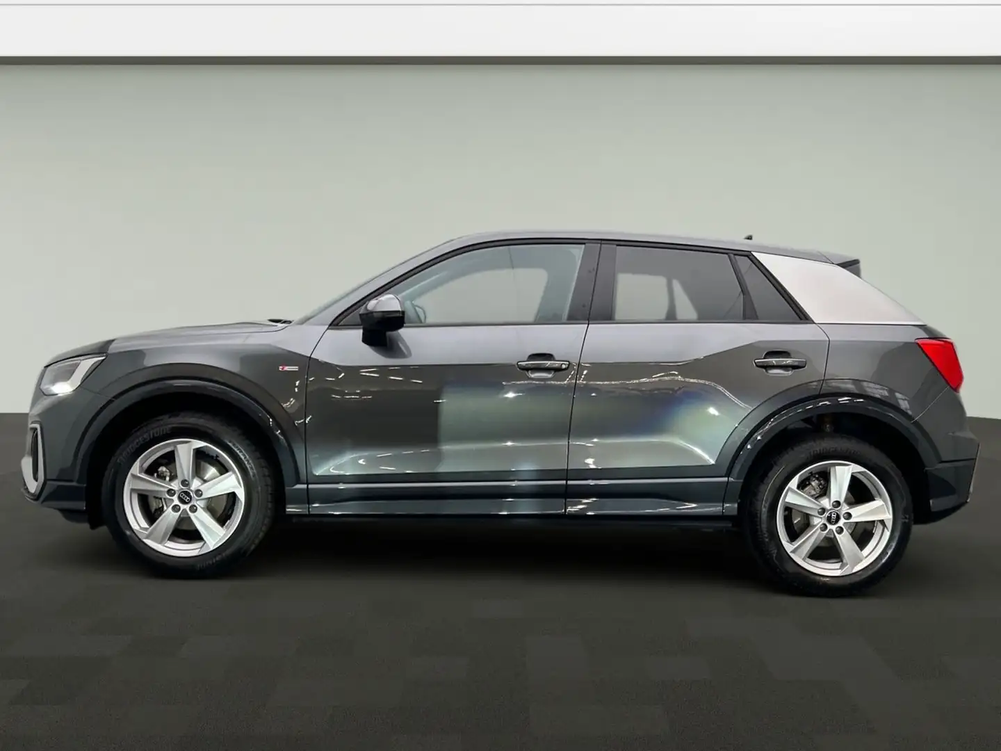 Audi Q2 30 TFSI S line*LED*Virtual*Vorb Navi*Sportsit Grau - 2