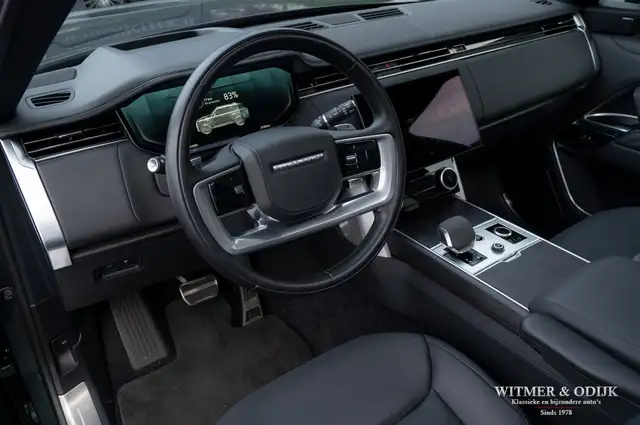 Land Rover Range Rover view 3