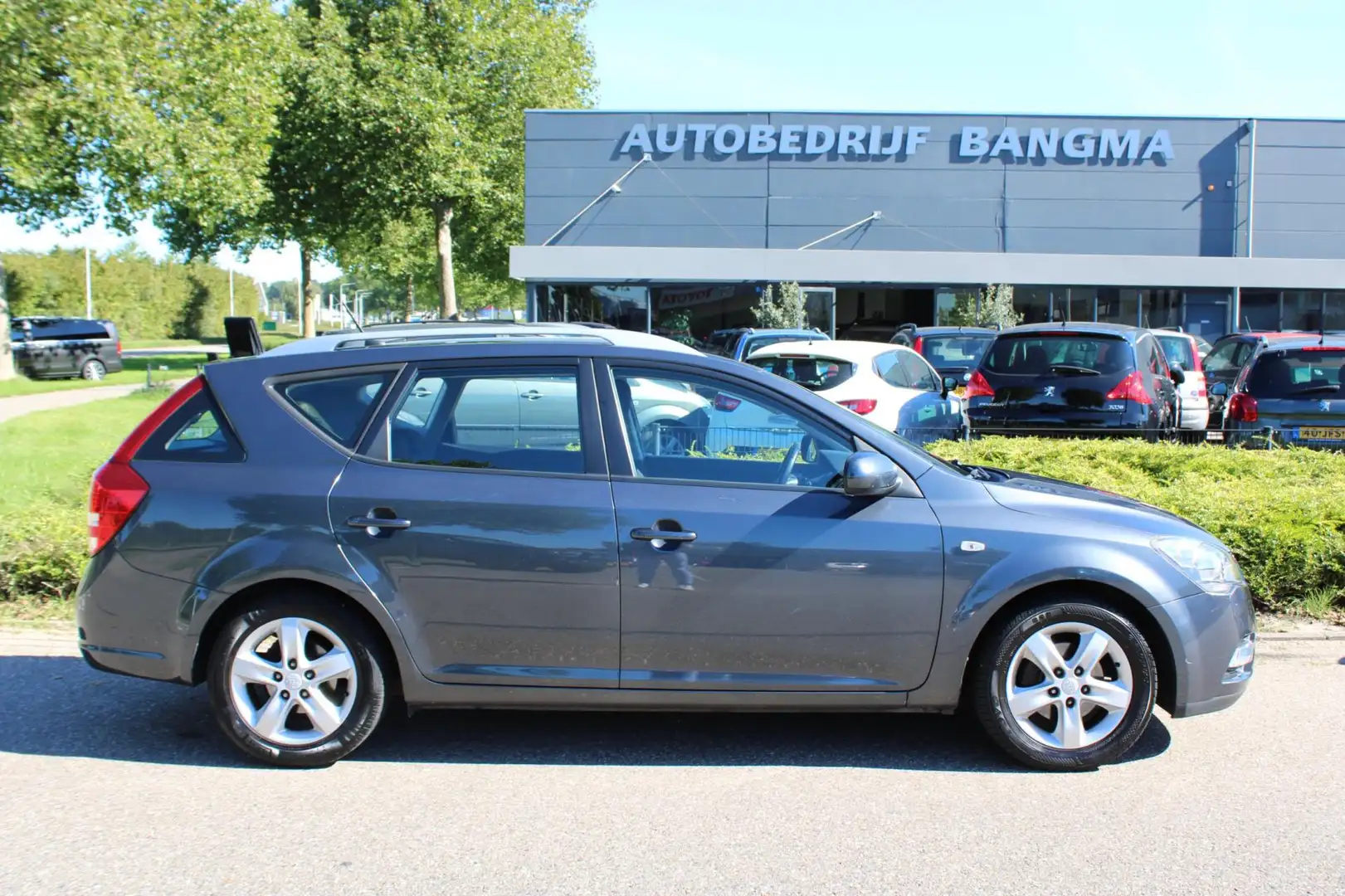 Kia Ceed / cee'd Sporty Wagon 1.4 CVVT SEVEN-uitv/AIRCO/LM-VELG/AUX Grijs - 2