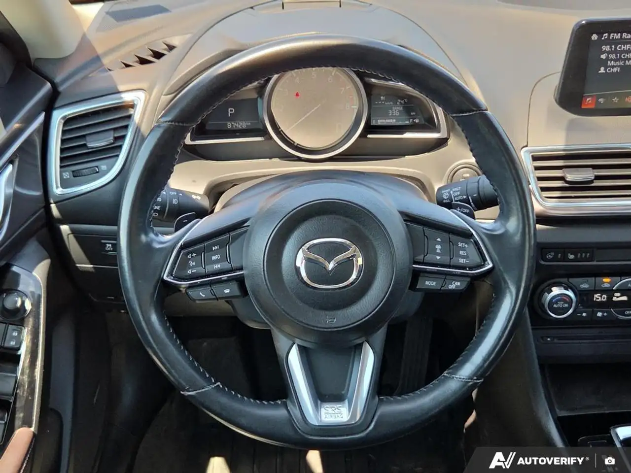Mazda 3 снимка Mazda 3