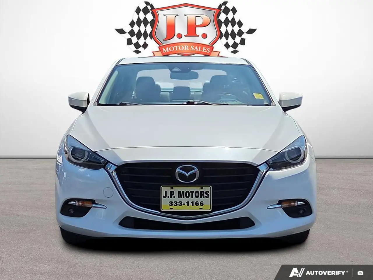 Mazda 3 снимка Mazda 3