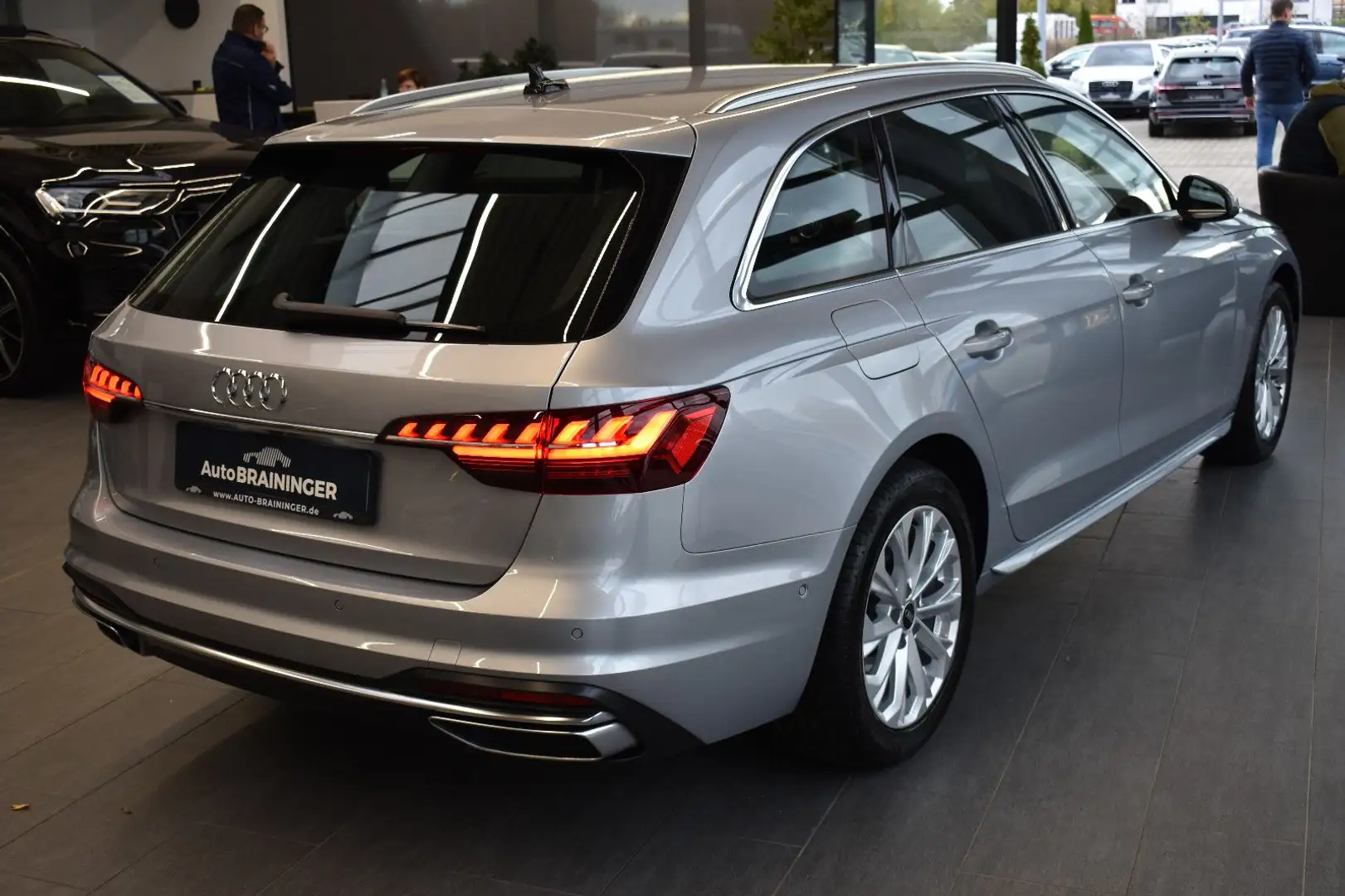 Audi A4 Avant 35TDI S-tron. advanced LED~TopView~MMI+ Plateado - 2