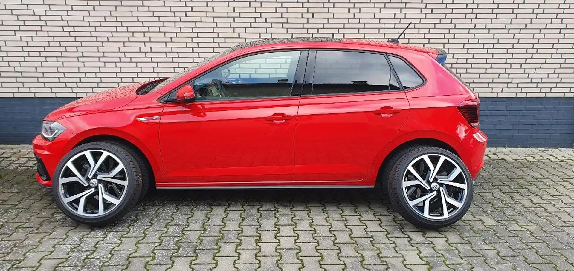 Volkswagen Polo GTI Highline 1HD, DSG Pano, DigiTacho, RFK, Beats Navi Rouge - 1