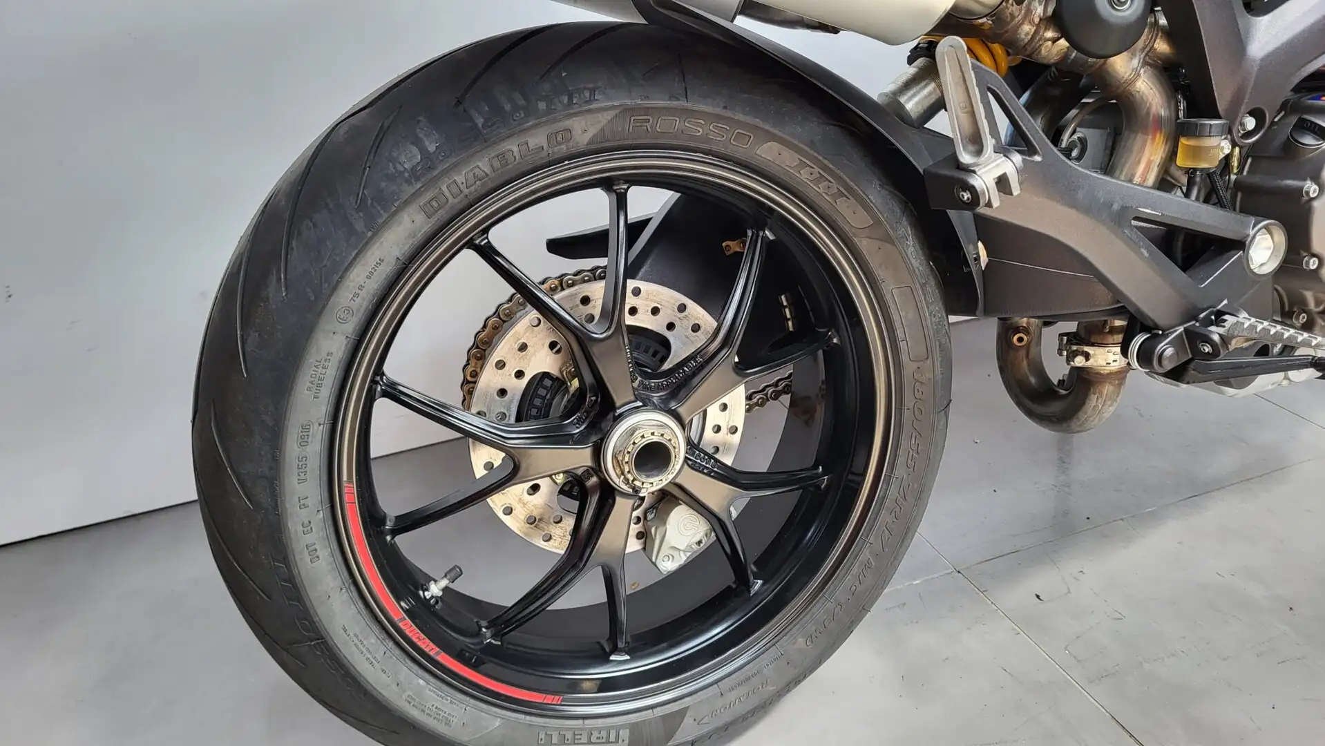 Ducati Monster 796 ***MOTODOC.BE*** Noir - 2