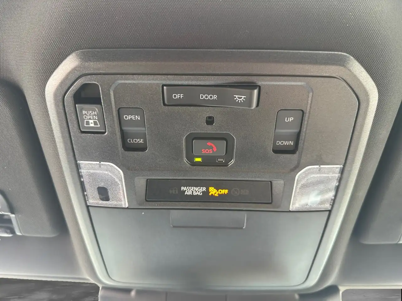 Toyota Tacoma снимка Toyota Tacoma