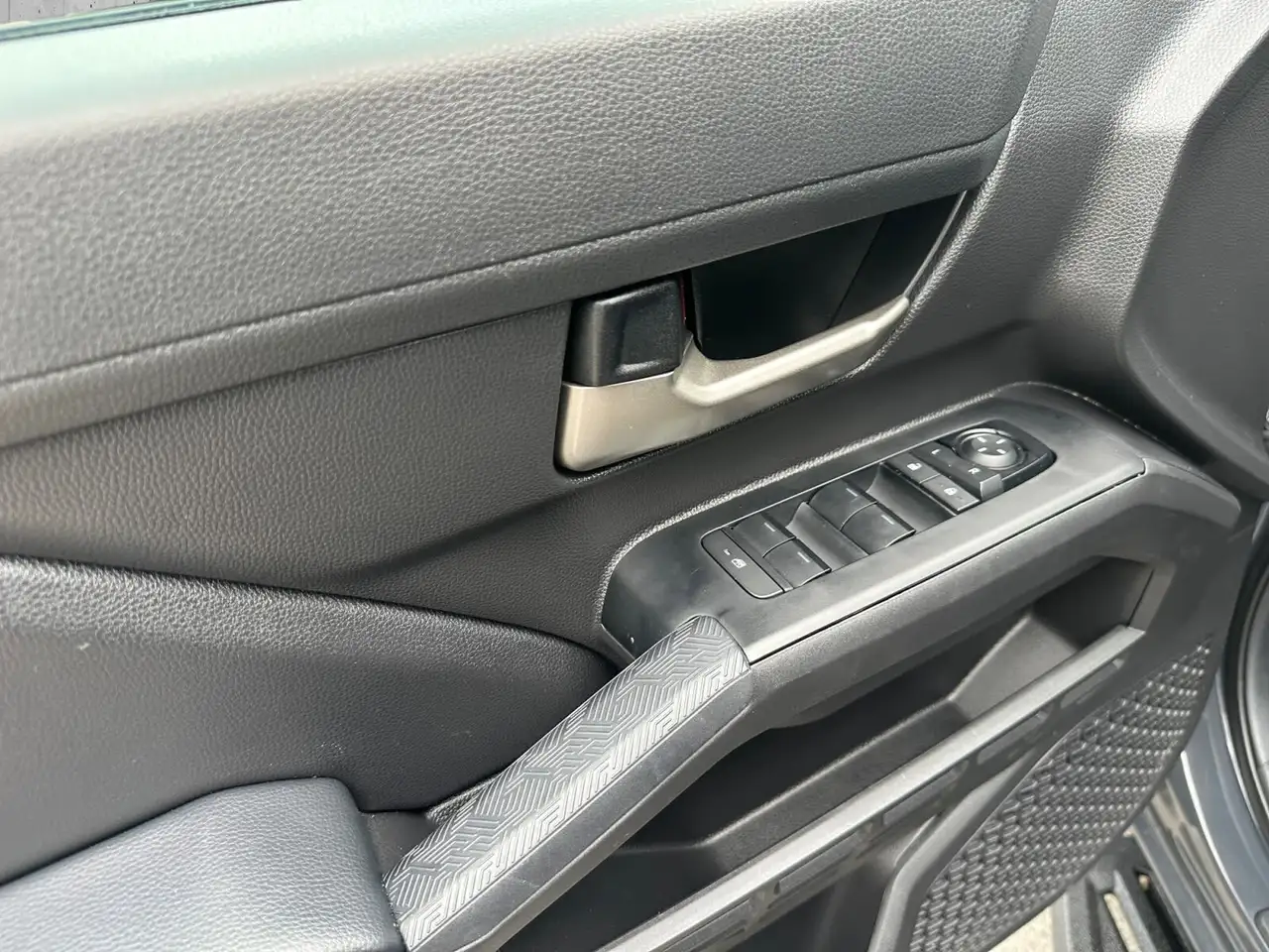 Toyota Tacoma снимка Toyota Tacoma