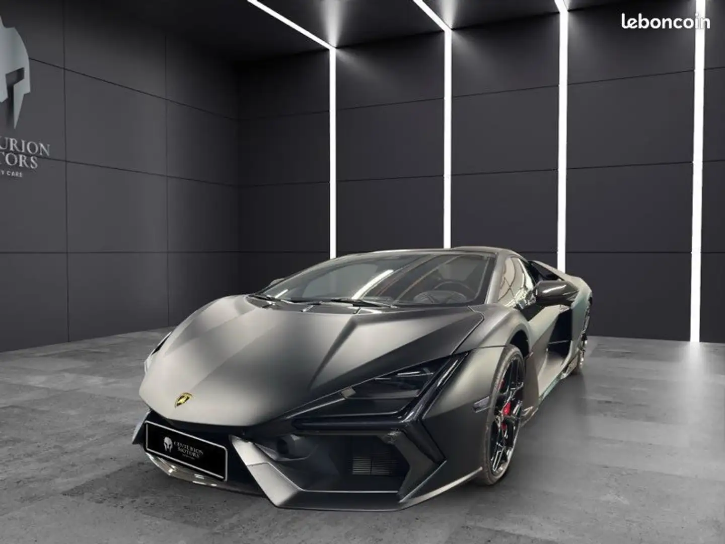 Lamborghini Revuelto 6.5 v12 1015 Negru - 1