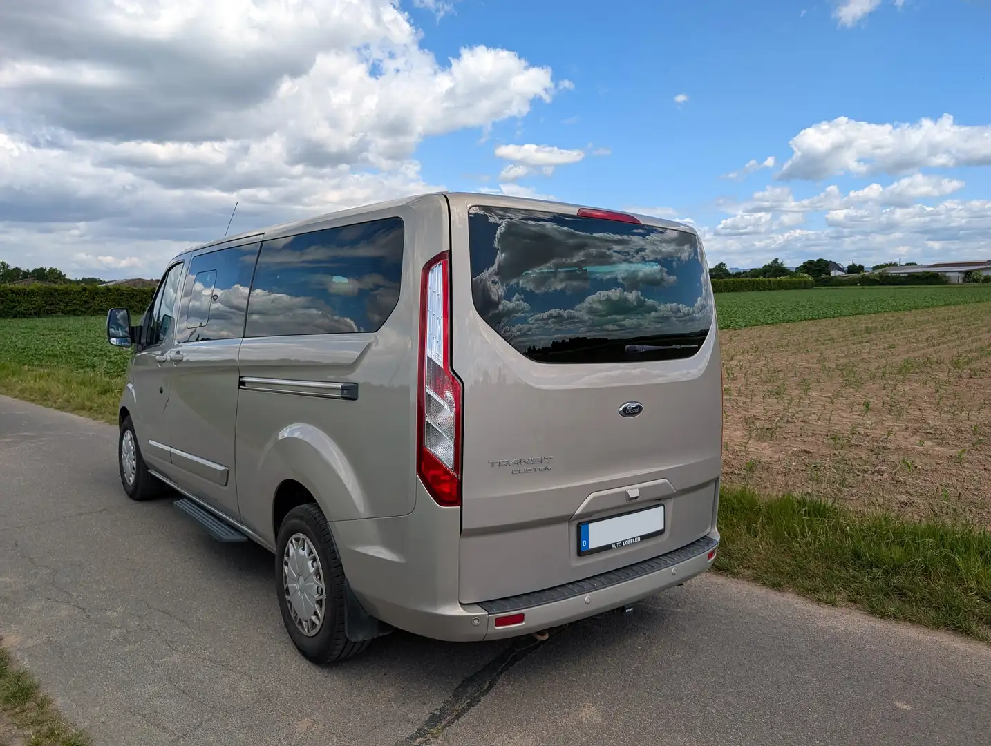 Ford Tourneo Custom Tourneo Custom TDCi 310 L2H1 VA Titanium Silber - 2