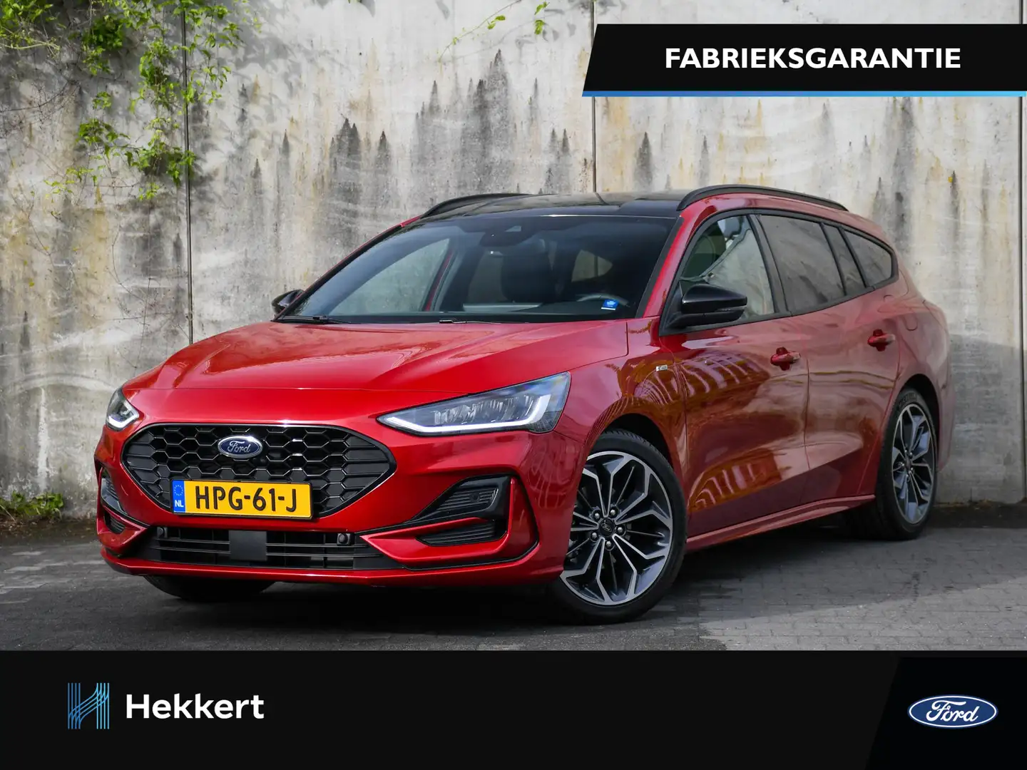 Ford Focus Wagon ST Line X 1.0 EcoBoost Hybrid 155pk Automaat Rood - 1