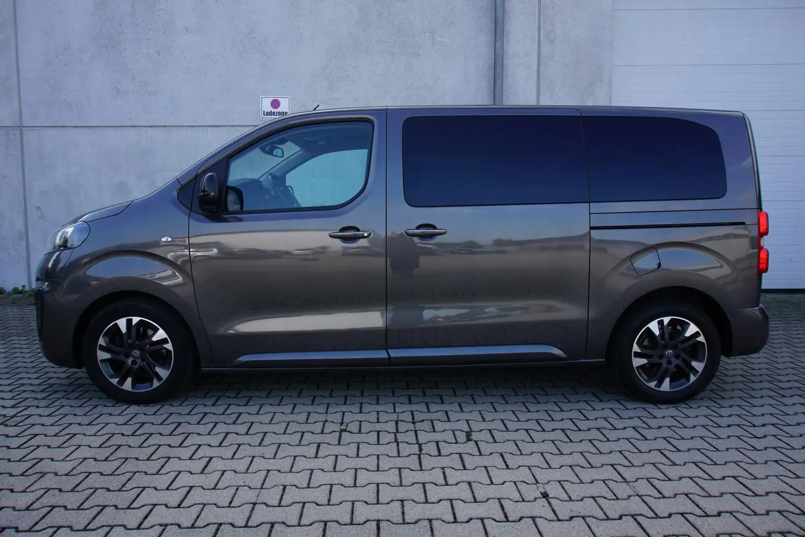 Opel Zafira Life Zafira L 2.0CDTI Aut. Leder Stdhz AHK 6-Sitz Grijs - 2