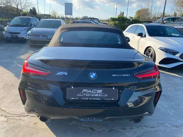 BMW Z4 view 14