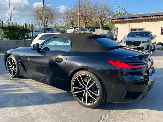 BMW Z4 view 13