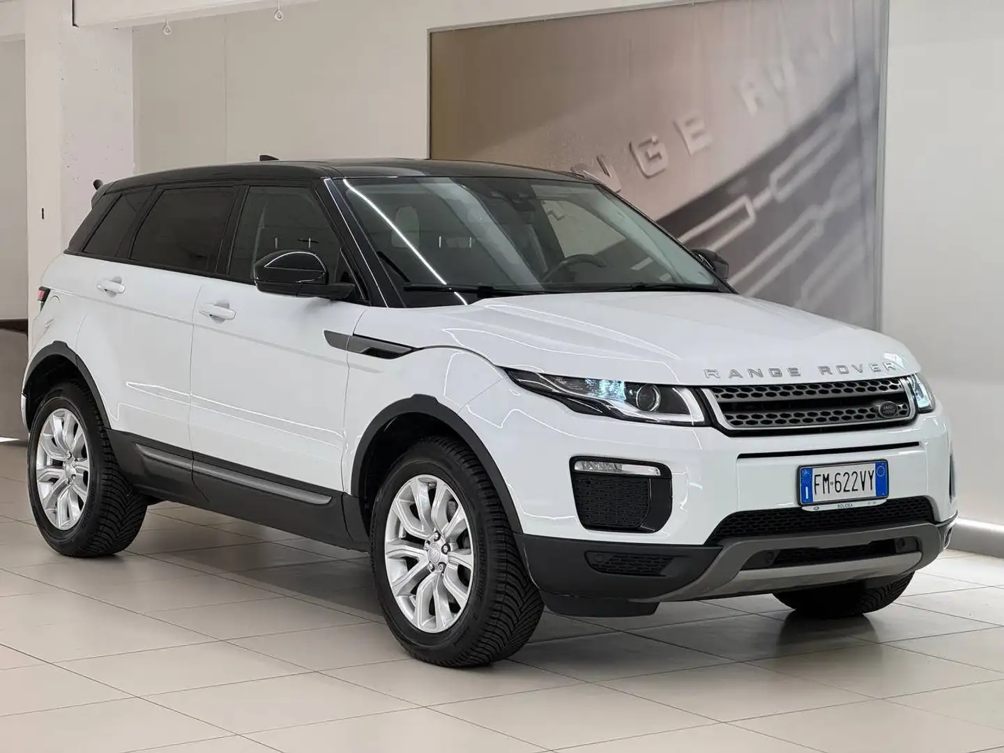 Land Rover Range Rover Evoque Range Rover Evoque 2.0 TD4 150 CV 5p. SE Blanc - 1