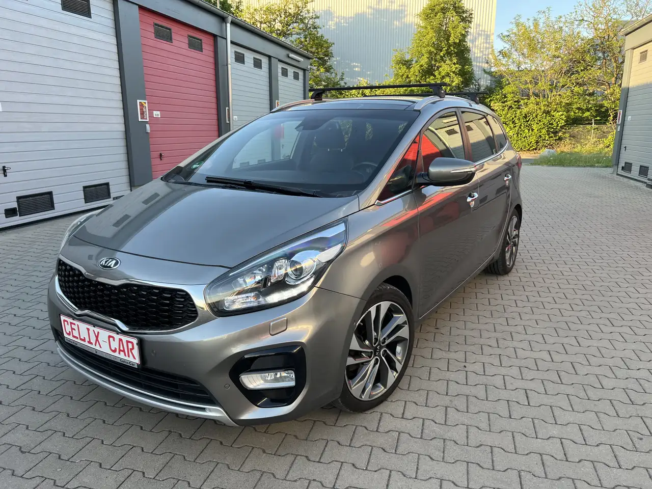 Kia Carens