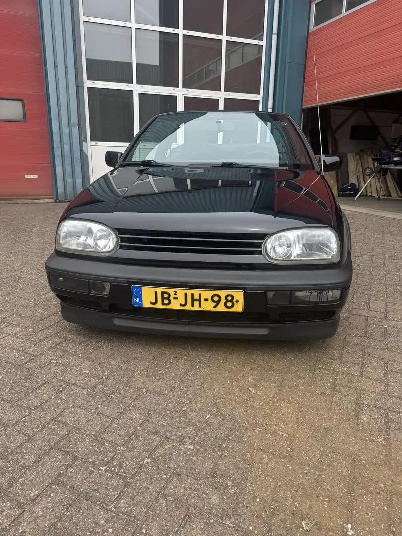 Volkswagen Golf Cabriolet Cabrio 1.8 - 2
