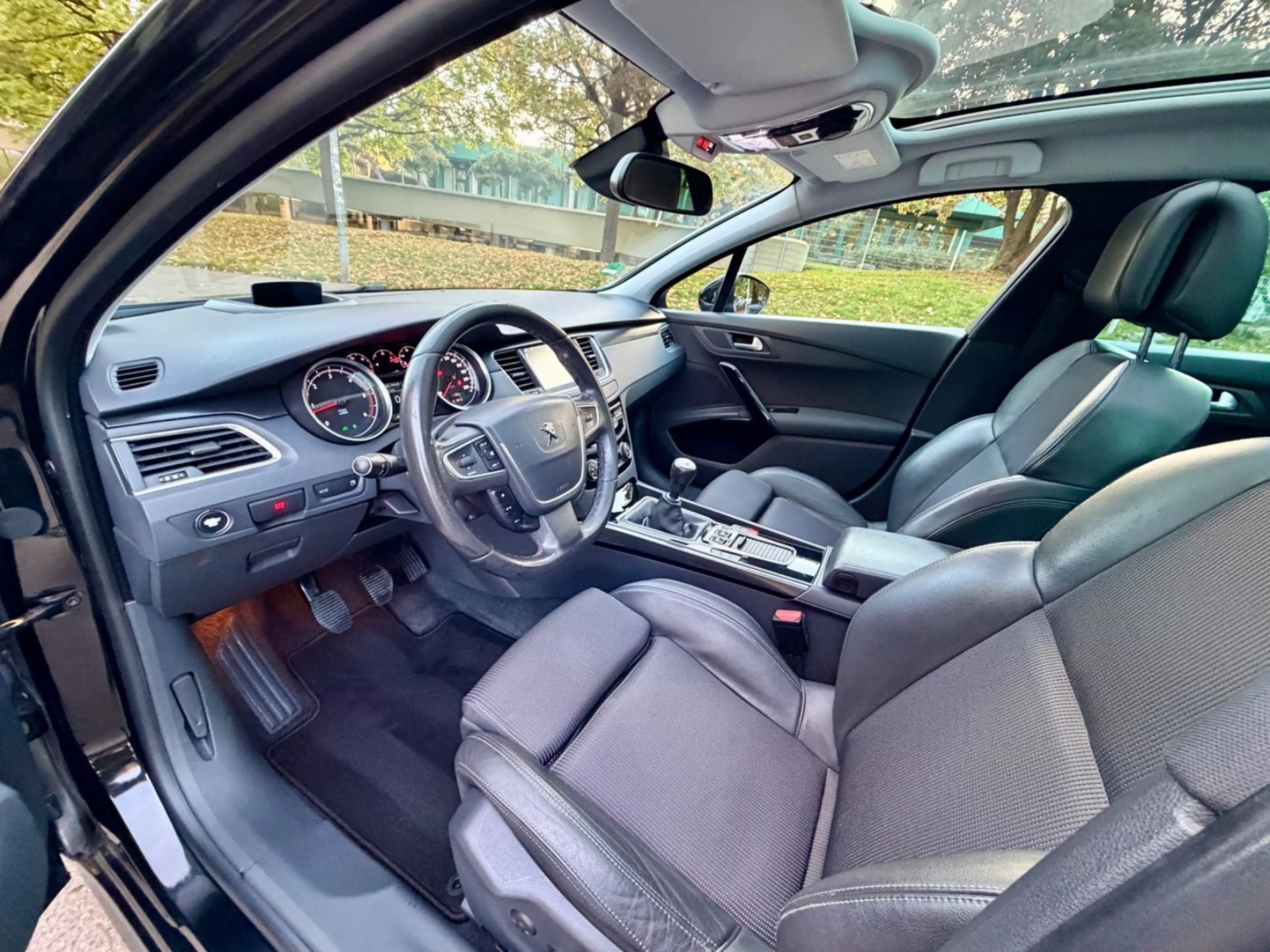 Peugeot 508 SW 2.0 BlueHDI Allure*PANO*LED*HEAD-UP*SHEFT — photo 10