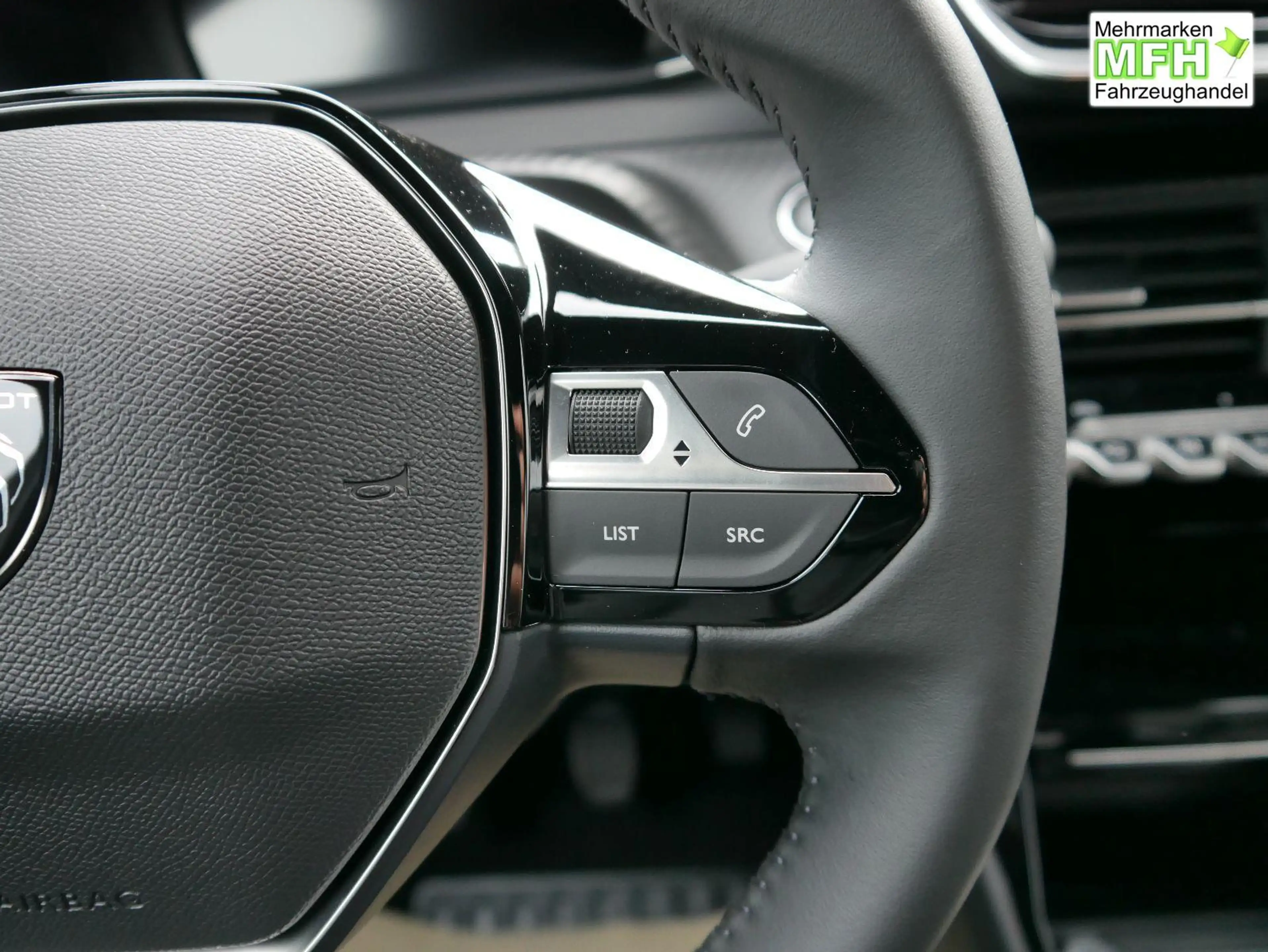 Peugeot 2008 Allure 1.2*NAVI*TEMPOMAT*KLIMA*PDC*LED*BLUETOOT... — photo 14